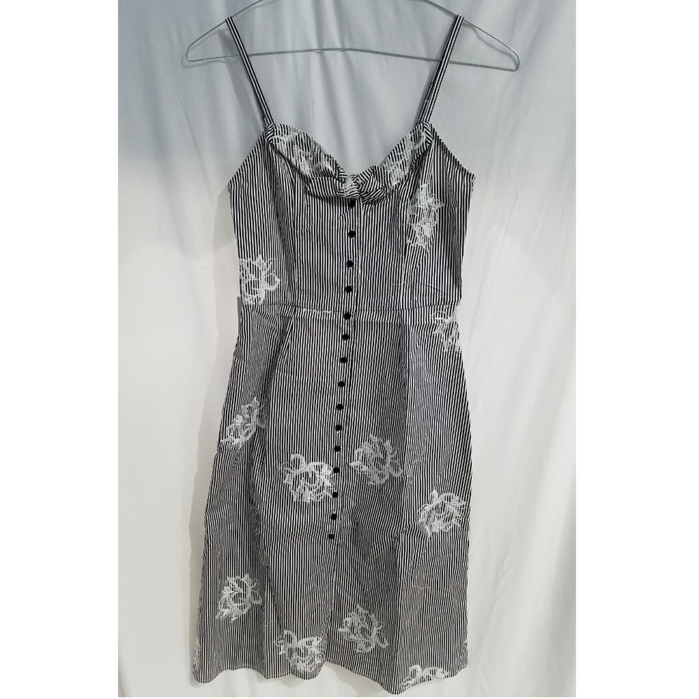 Ali & Jay MEDIUM Black & White Mid-Length Dress